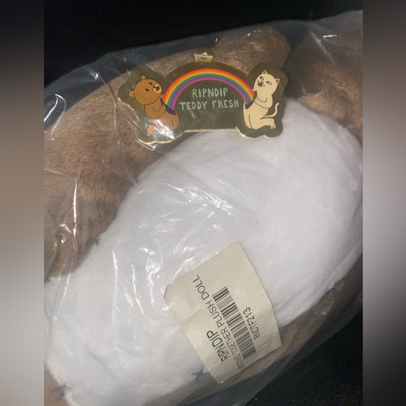 Teddy Fresh x RIPNDIP Collectable Plush - Picture 2 of 6